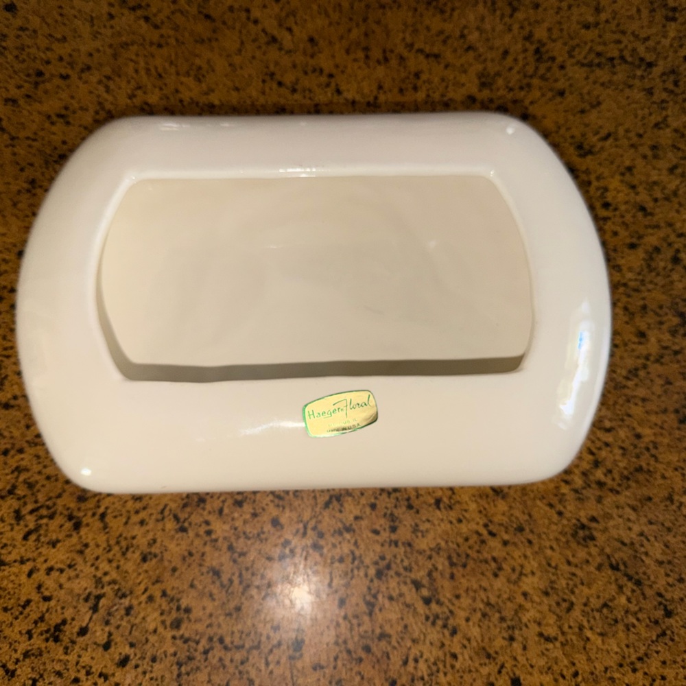 “Haeger Floral” Shallow Vase White Beige Shallow Rectangle Vase with Rounded end